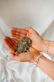 B·HAPPY im Detail – sorgfältig gemischte Zutaten; frisch-fruchtiges Profil mit sanfter, blumiger Anmutung.